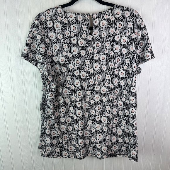 Karl Lagerfeld Paris short sleeve blouse size Medium - Picture 2 of 6